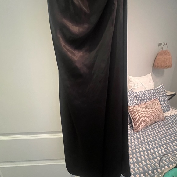 DAVIDS BRIDAL BRIDESMAID DRESS - Picture 7 of 13